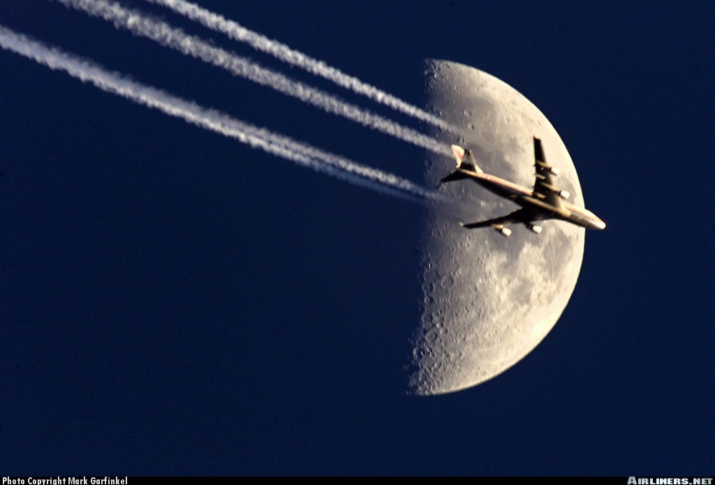 Moon-Plane